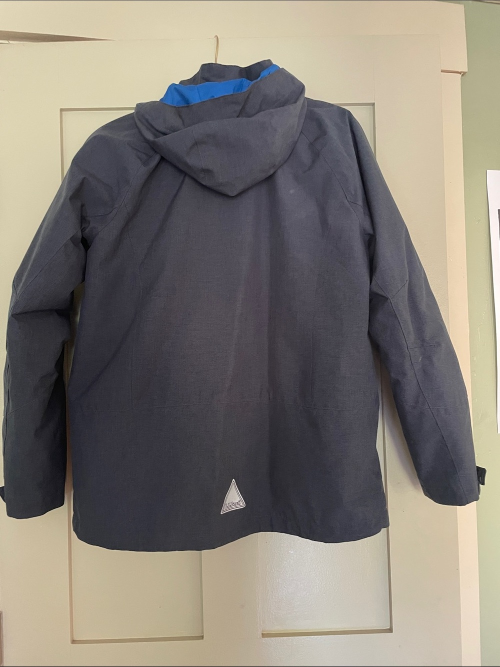 3 in 1!!! L.L. Bean Kids Navy Shell Jacket with Bright Blue Lining. - Picture 5 of 7